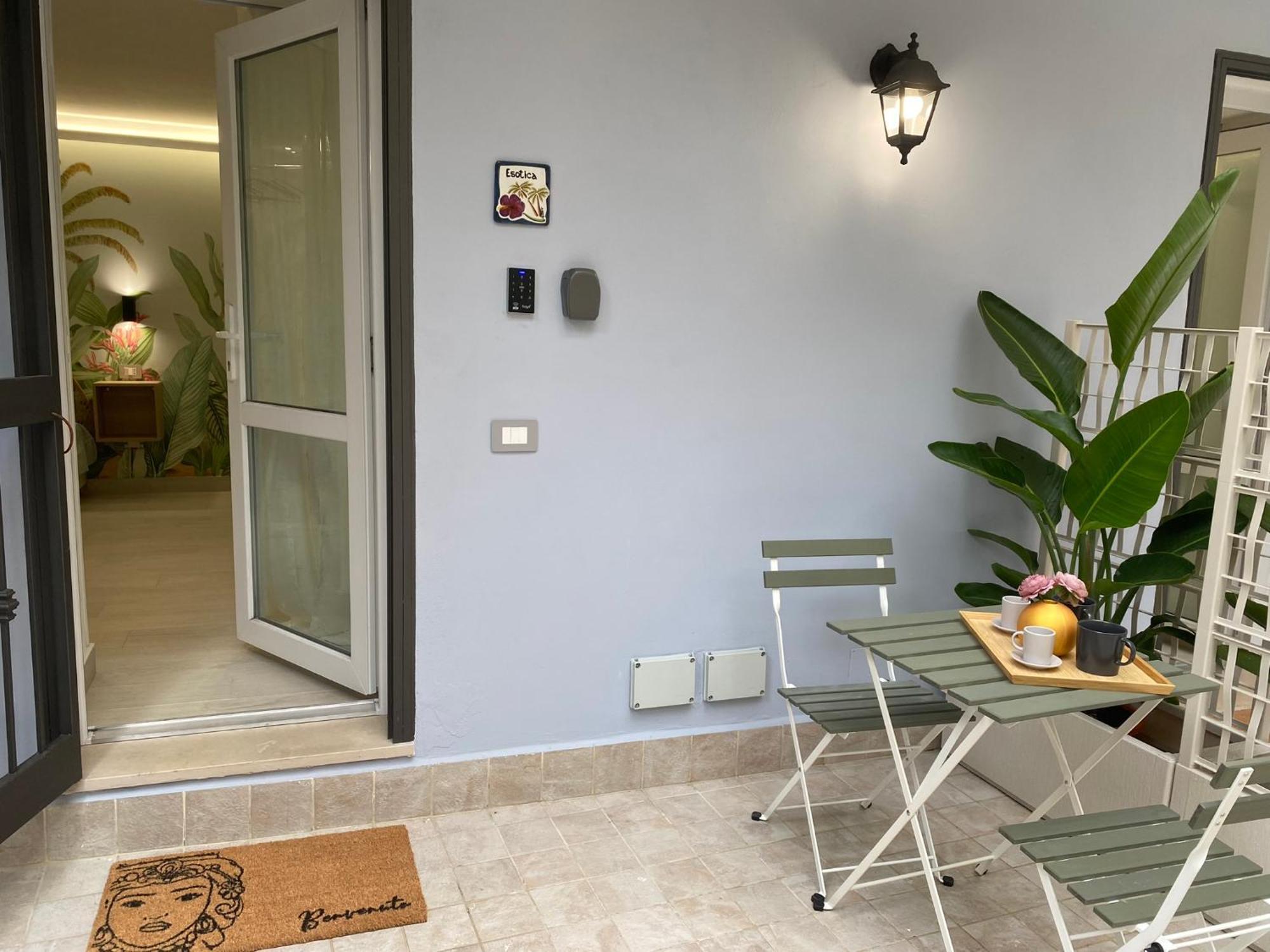 Sangue Blu Appartamento Aeroporto di Catania Fontana Rossa